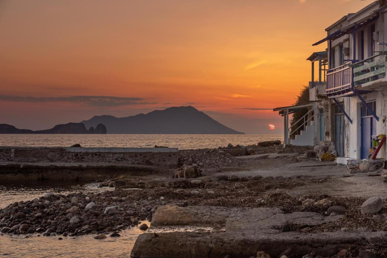 The Colourful Land Milos Villa Klima  Bagian luar foto